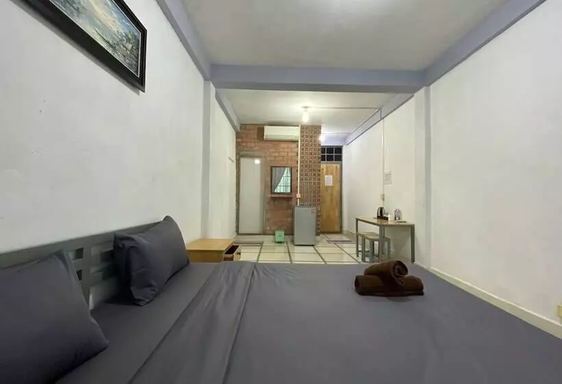 ホテル Sevenstars Hostel