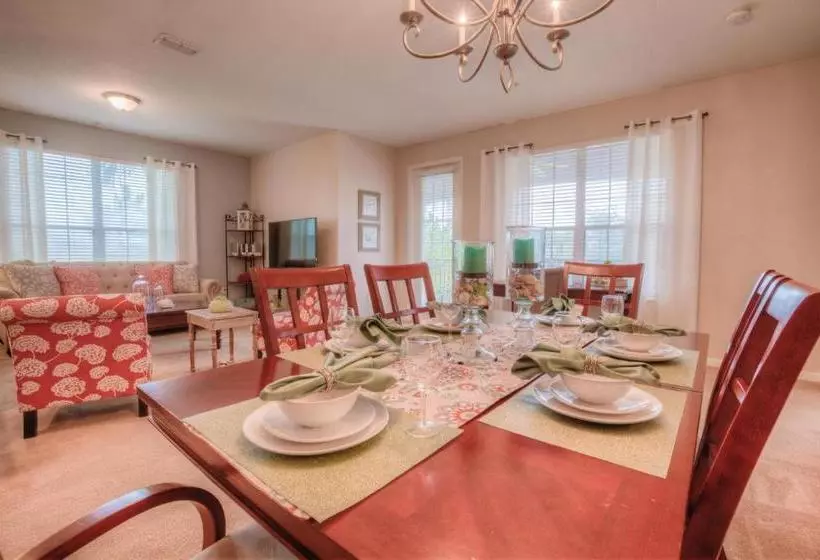 Hotelli Angel's Coastal Escape