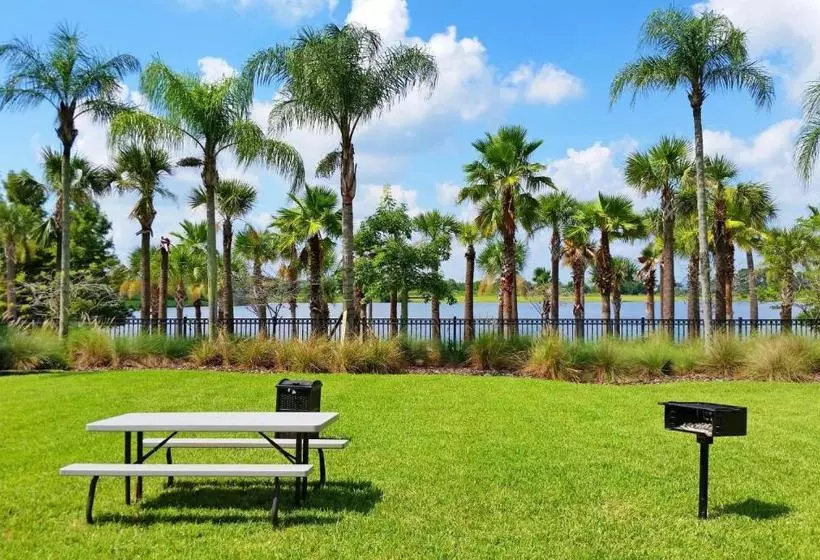 Hotelli Angel's Coastal Escape