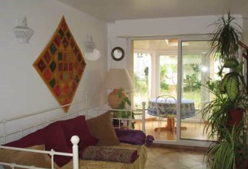 בית מלון כפרי Chez Mélody