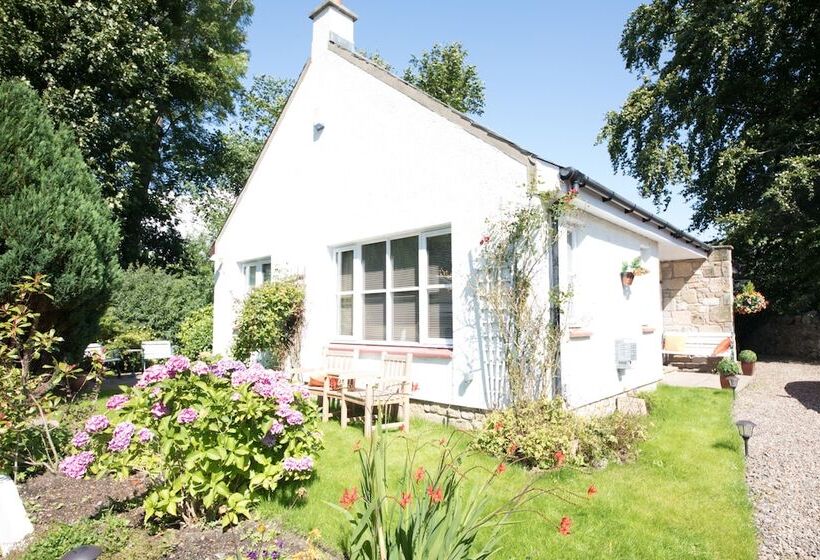 호텔 Justb Deva Edinburgh