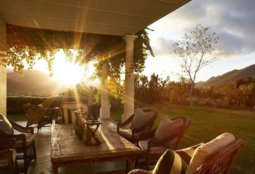 Отель La Cotte House