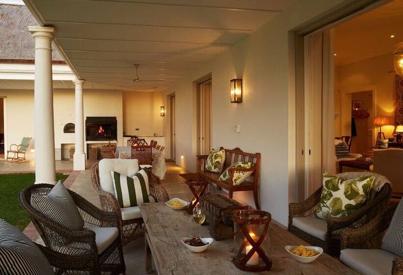 Отель La Cotte House