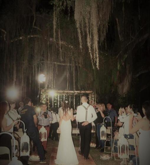 בית מלון כפרי Lake House Resort