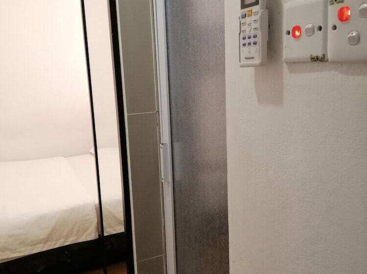 בית מלון כפרי Place2stay Simpang Tiga