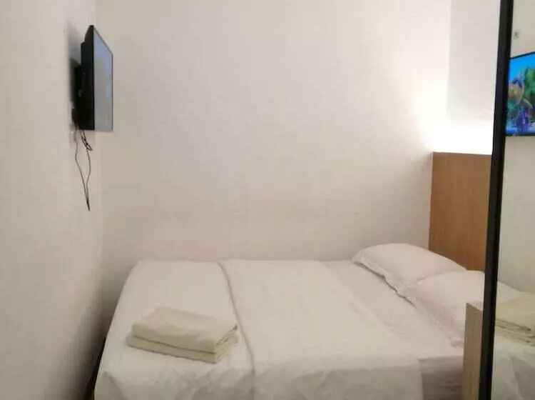 Hotelli Place2stay Simpang Tiga