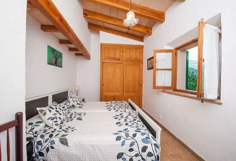 Hotelli Savet Den Flabiol