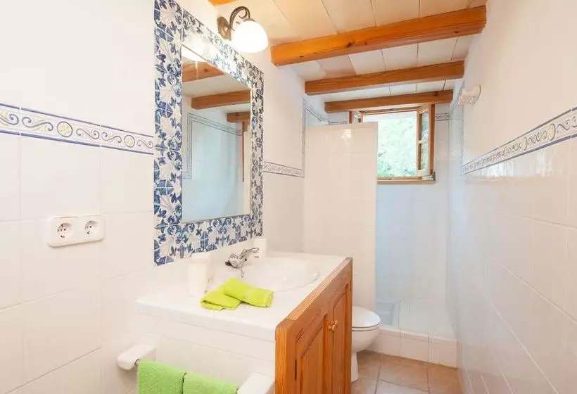 Hotelli Savet Den Flabiol