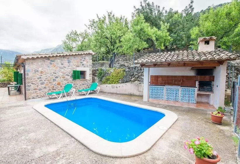 Hotelli Savet Den Flabiol