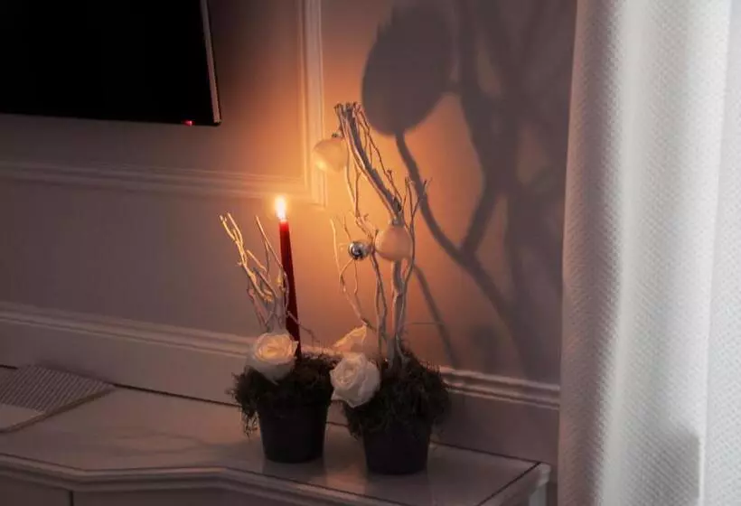 هتل Suite Fontana Di Trevi