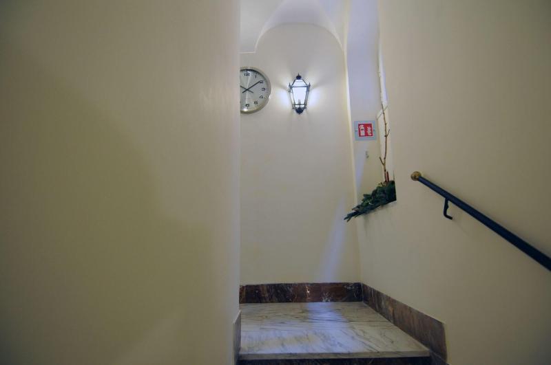 هتل Suite Fontana Di Trevi