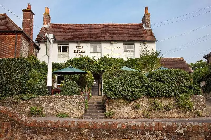 ホテル The Royal Oak Inn