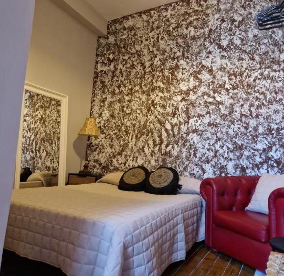 هتل Theplacetobe B&b