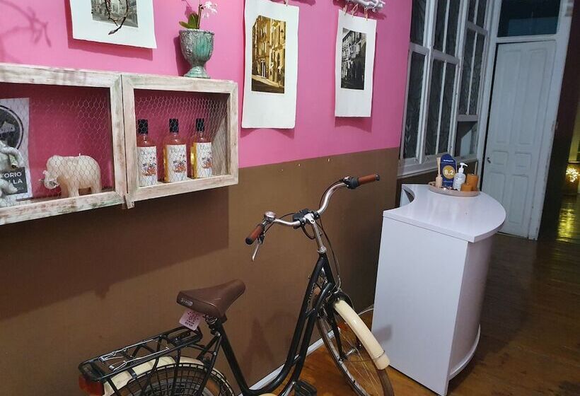 هتل Theplacetobe B&b