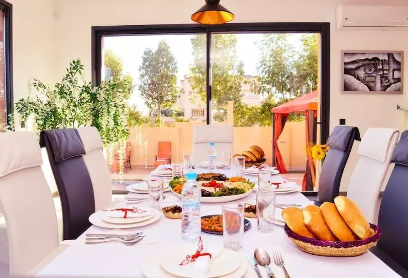 ホテル Villa Arabic House Pool & Spa