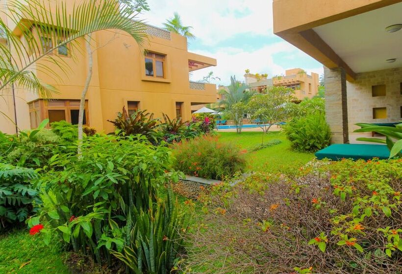 Отель Villa Mandhari  Diani Beach