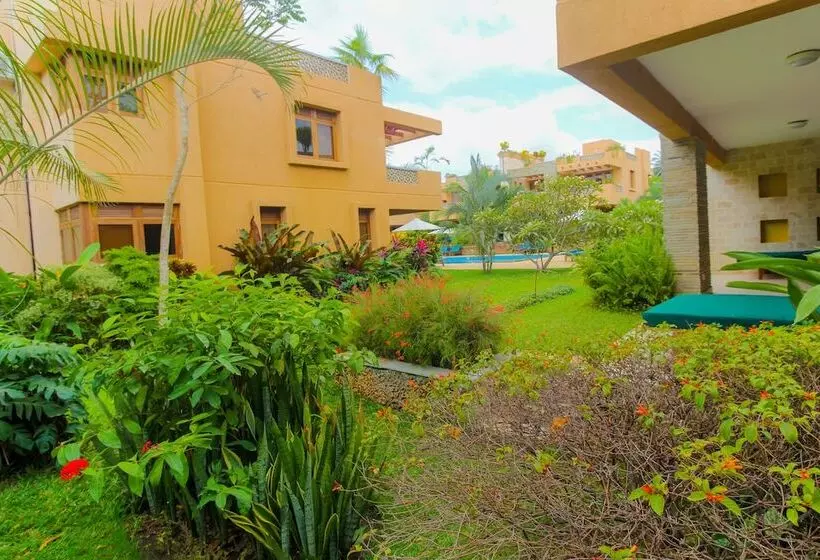 هتل Villa Mandhari  Diani Beach