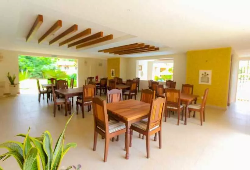 هتل Villa Mandhari  Diani Beach