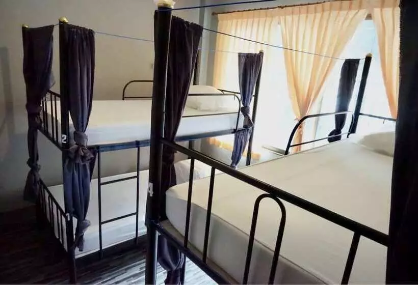 هتل We Hostel Hatyai