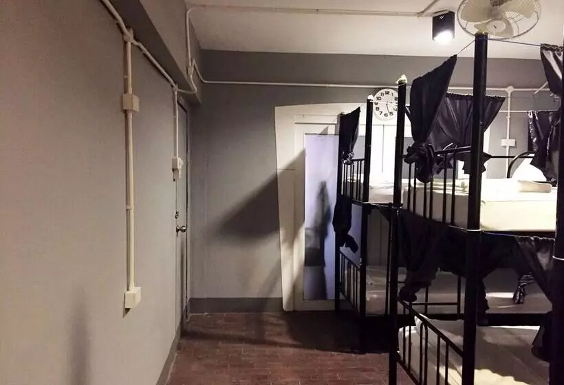 هتل We Hostel Hatyai