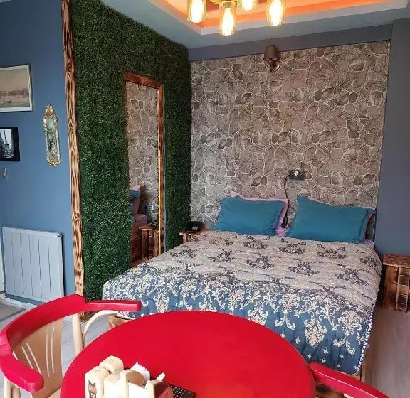 Marvel Suites