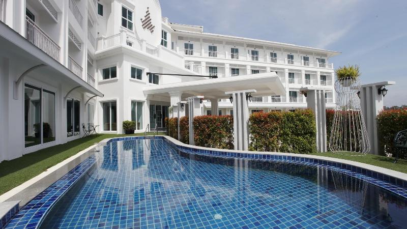 Отель Chada@nakhon