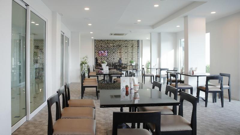 Отель Chada@nakhon