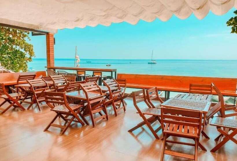 هتل Charming Lipe Beach Resort