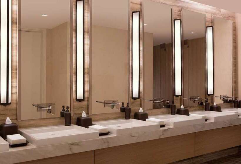 فندق Conrad Washington, Dc