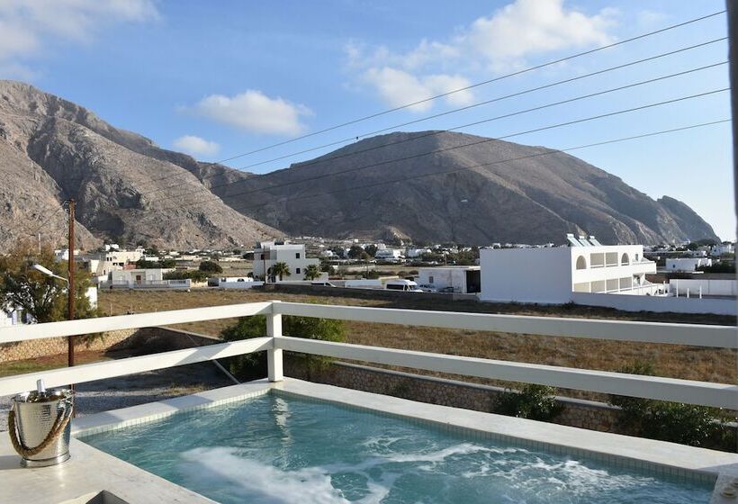 هتل De_naxia Suites