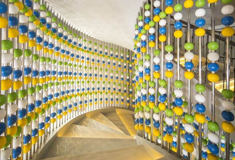 호텔 Eastin Ashta Resort Canggu