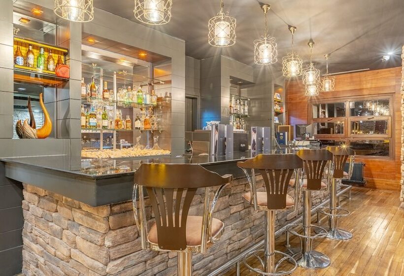 Hotel Mirada Del Lago