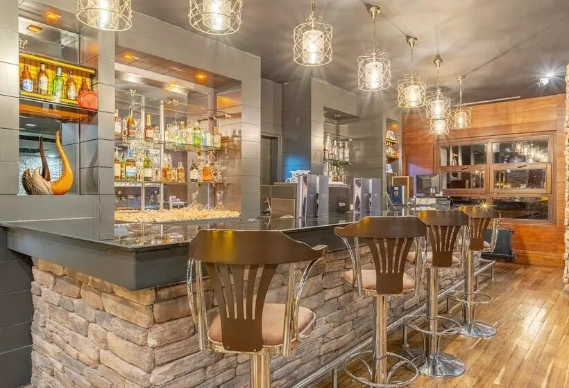 Hotel Mirada Del Lago