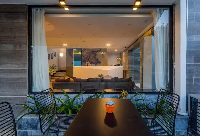 هتل Platinum Danang