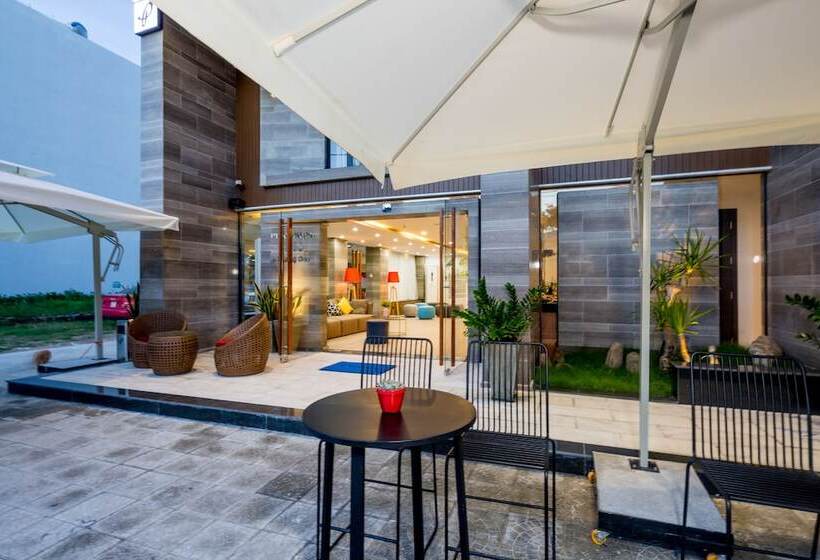 هتل Platinum Danang