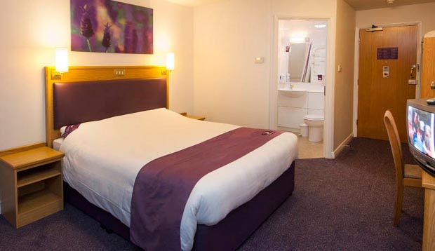 Fotos del hotel Premier Inn Leeds South Birstall:  2