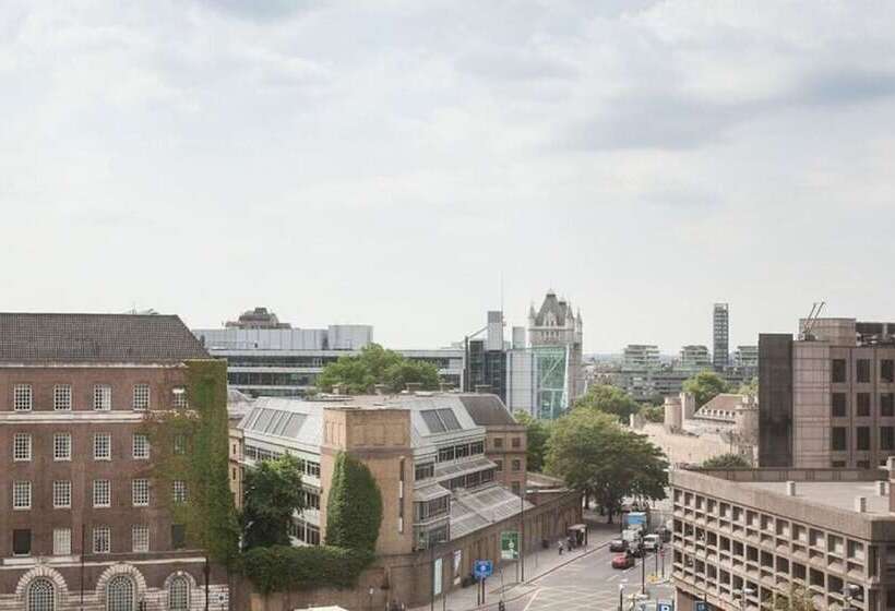 酒店 Rockwell East Tower Bridge