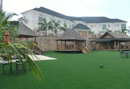 هتل The Gate Luxury Apartment