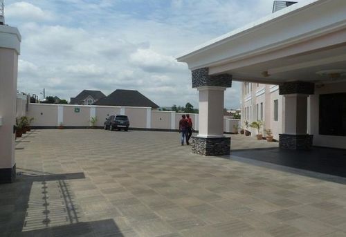 هتل The Gate Luxury Apartment