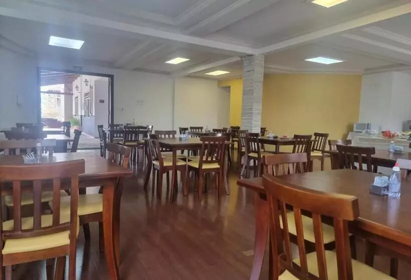 Hotelli Ubaense Plaza