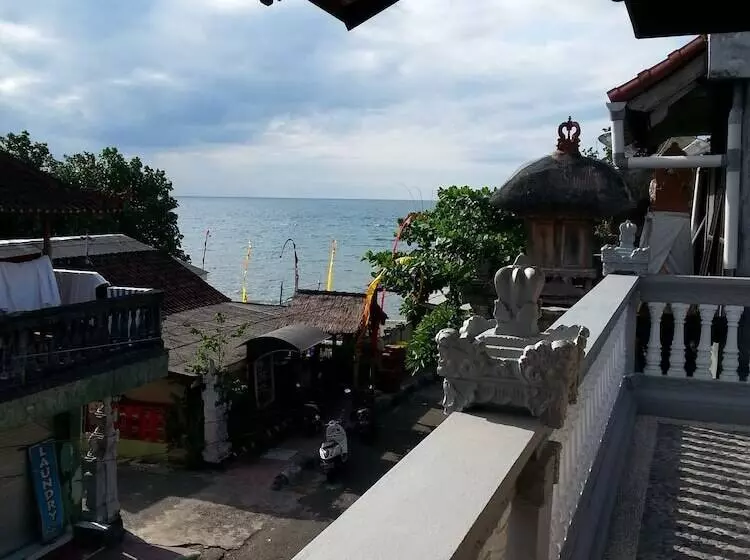 Majatalo Puri Mandhara Lovina