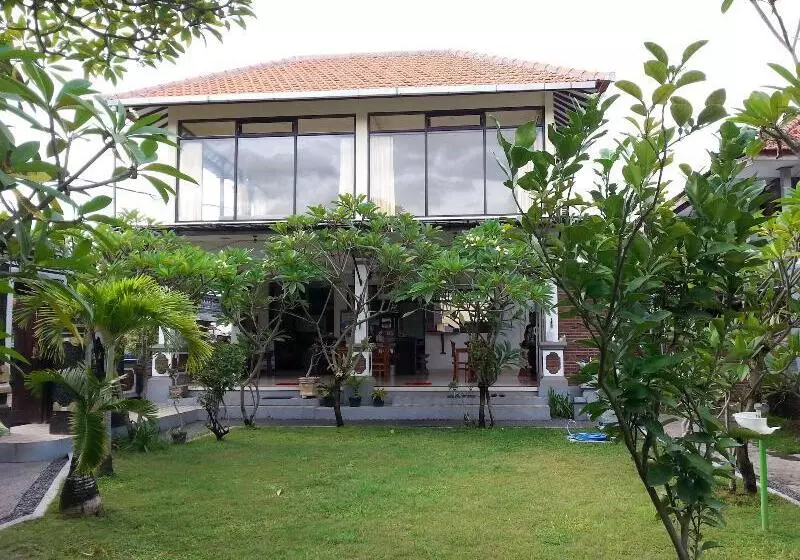 Majatalo Puri Mandhara Lovina