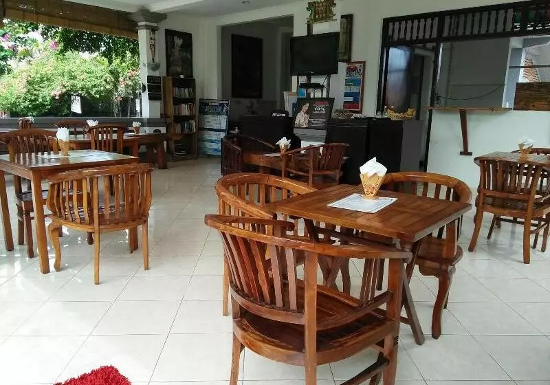 Majatalo Puri Mandhara Lovina