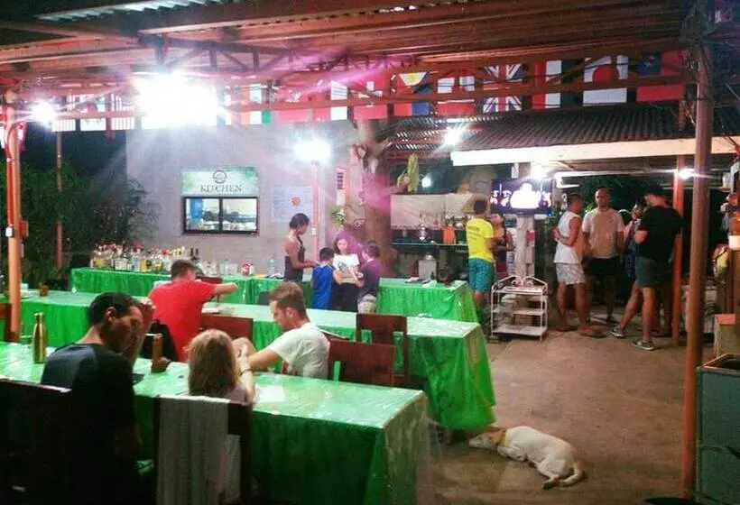 Emok S Guest House   Hostel