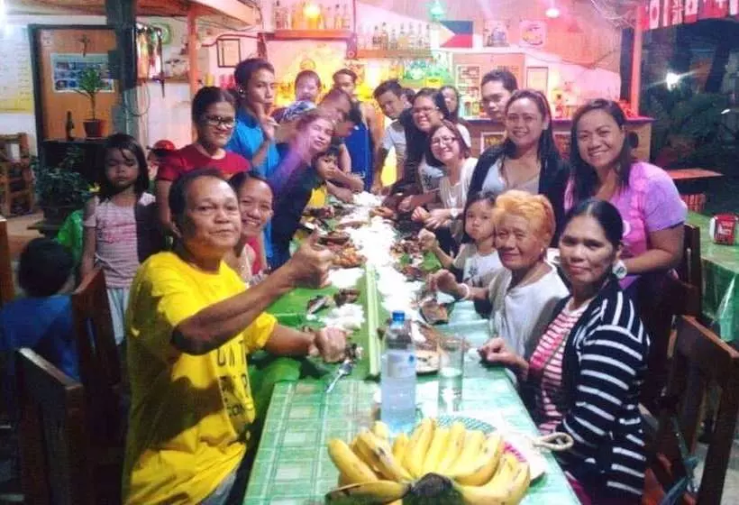 Emok S Guest House   Hostel