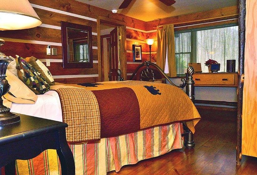 민박 Bear Lodges & 131 Main Street