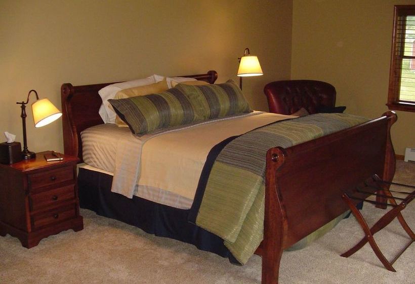 민박 Bear Lodges & 131 Main Street