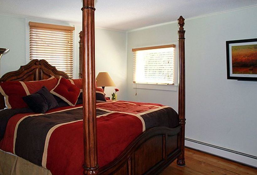 민박 Bear Lodges & 131 Main Street