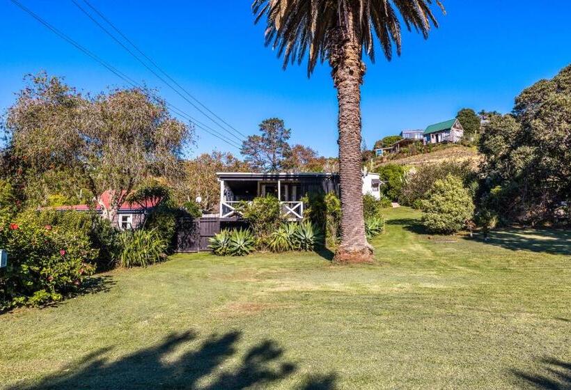 Drop Anchor At Enclosure Bay Beach By Waiheke Unlimited