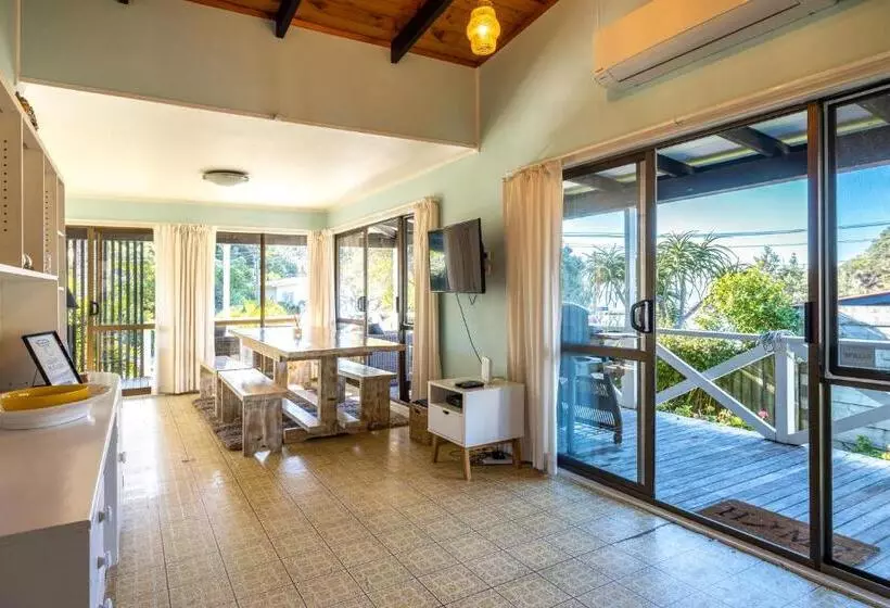 Drop Anchor At Enclosure Bay Beach By Waiheke Unlimited